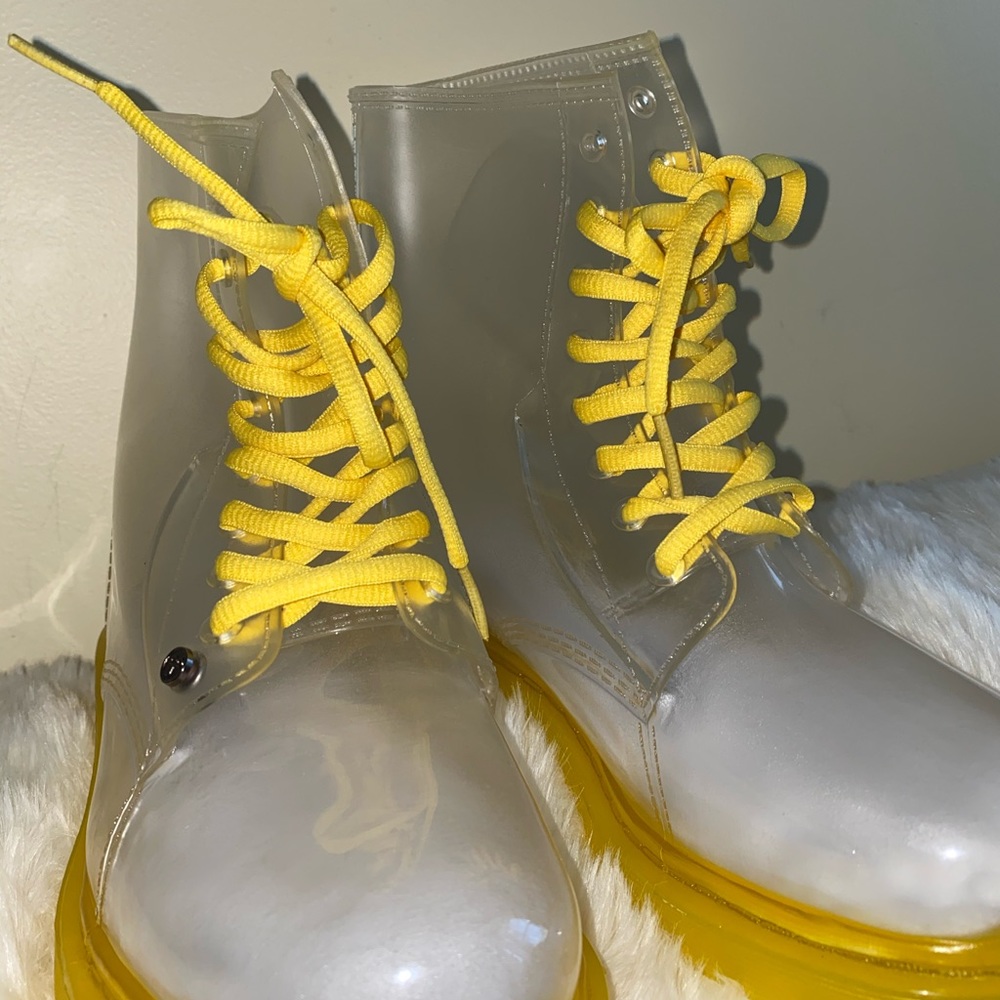 NWOT G-Six Workshop Translucent Ginny Yellow Fluorescent Sole Rain boots - Picture 5 of 7